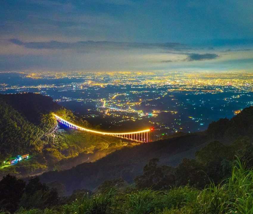 嘉義太平雲梯 漫步在雲霧中 全台海拔最高景觀吊橋 品嚐太平老街美食 好好玩台灣2021