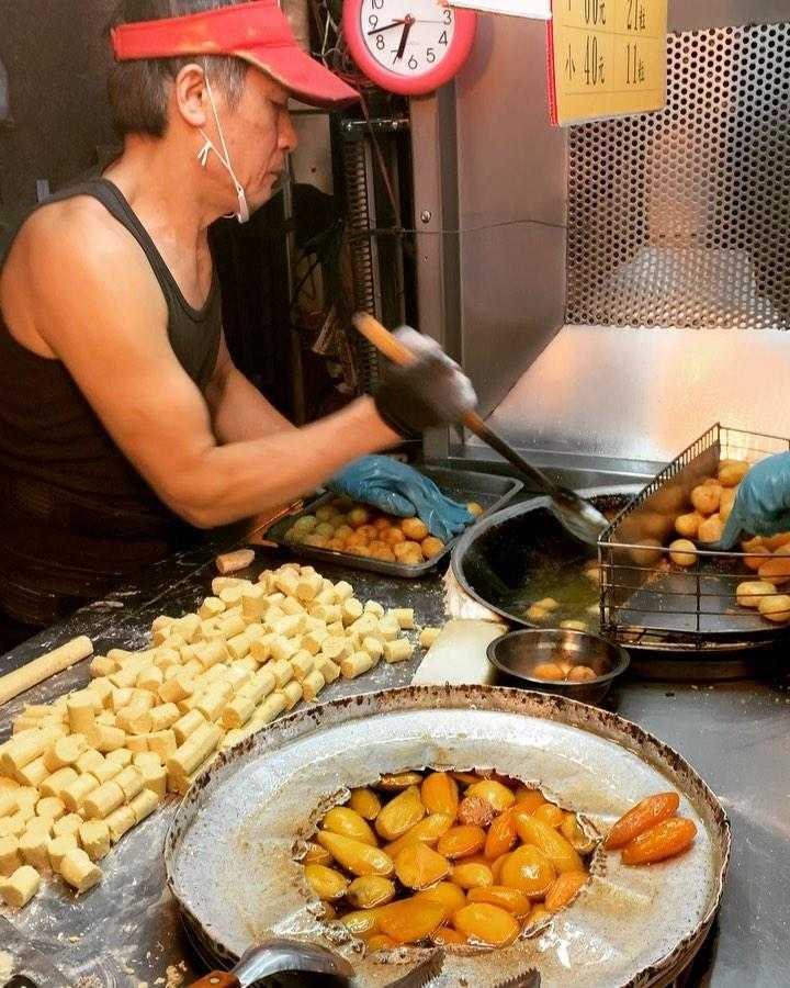 逢甲夜市美食 ｜#10 逢甲溫家地瓜球