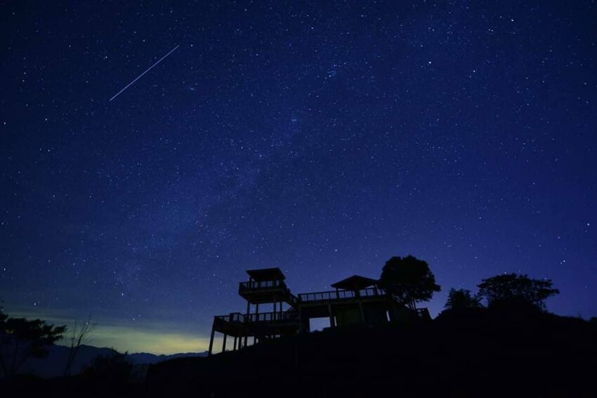 花蓮六十石山、金針花、打卡景點、花蓮景點、星空、銀河、花蓮六十石山一日遊、花蓮六十石山懶人包