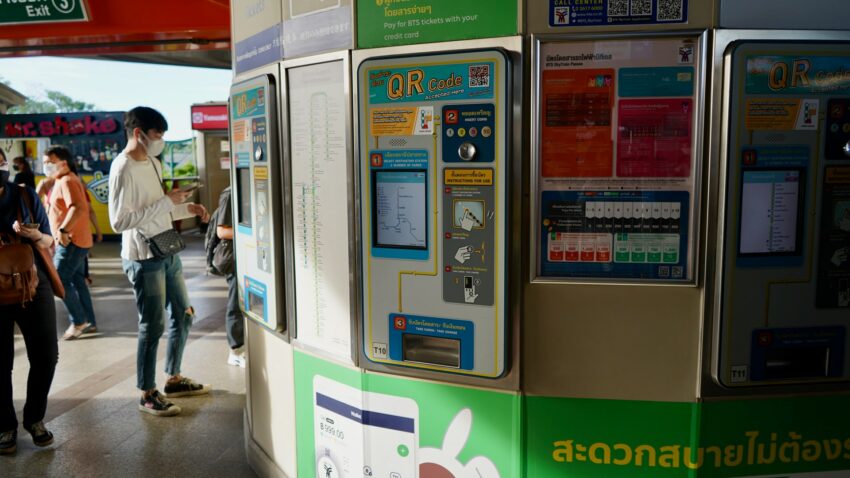 曼谷捷運地鐵 2024曼谷捷運地鐵搭乘全方位指南｜BTS、MRT、票價、景點完整攻略 1 2024