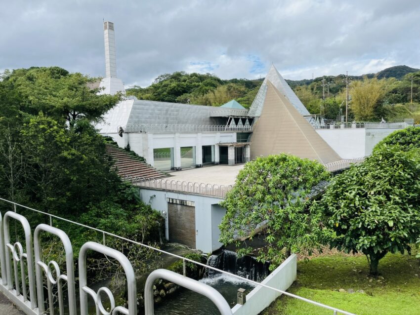 【朱銘美術館一日遊】全台最大戶外美術館推薦！必逛特展/門票優惠/交通/餐廳懶人包