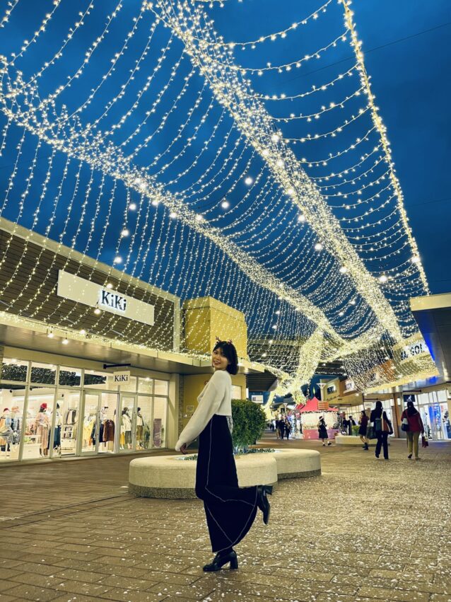 華泰名品城聖誕村搶先看！3大絕美打卡點、飄雪耶誕市集、1.7公里浪漫光廊，桃園最大聖誕節活動懶人包