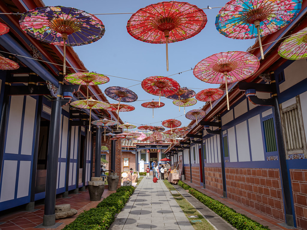 彰化景點》成美文化園｜百米落羽松步道超夢幻！油紙傘天空步道、